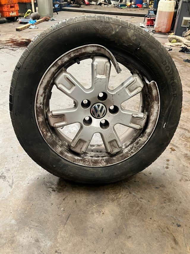 damaged alloy wheel replacement