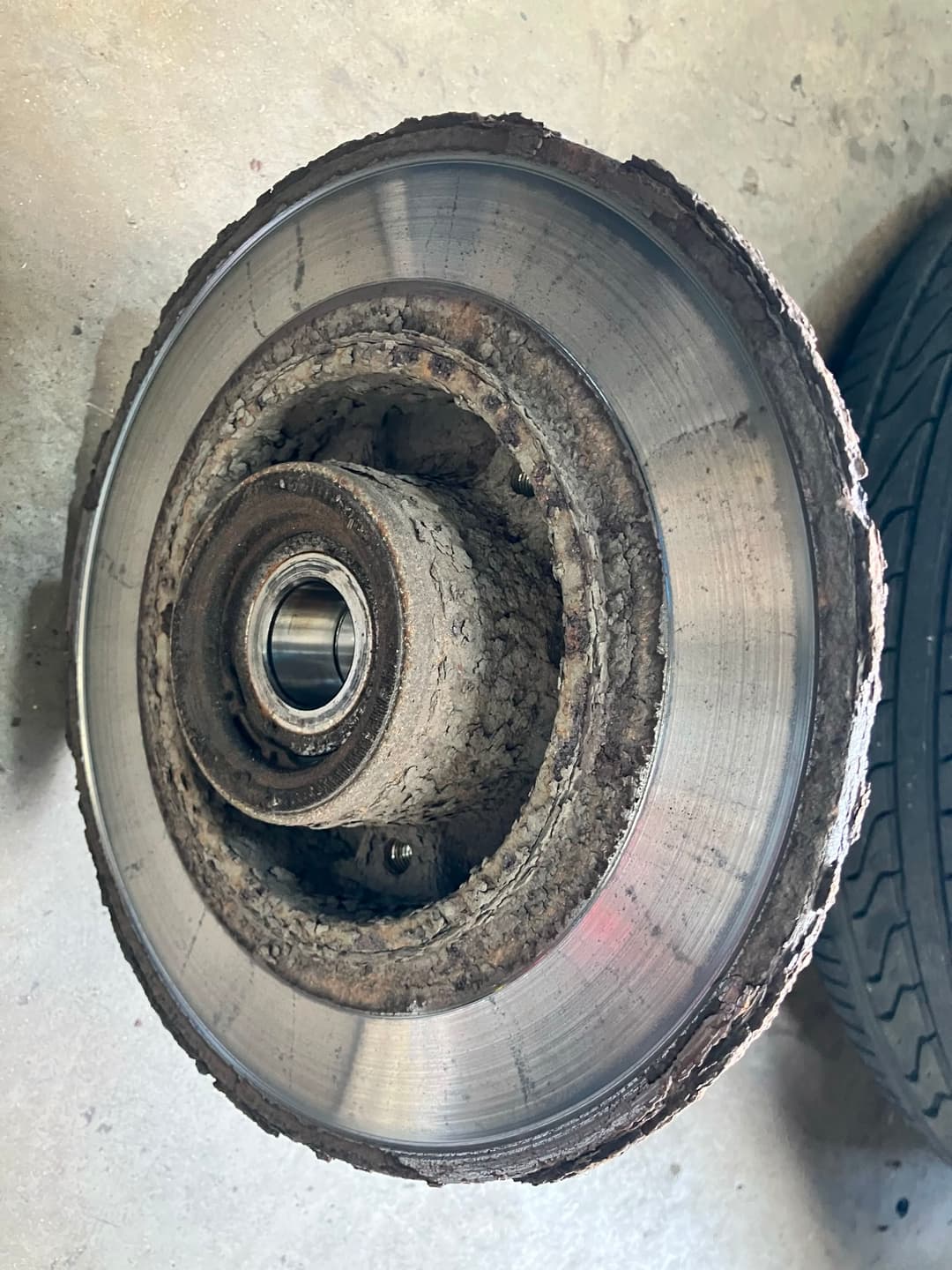 Brake Discs & Pads Replacement